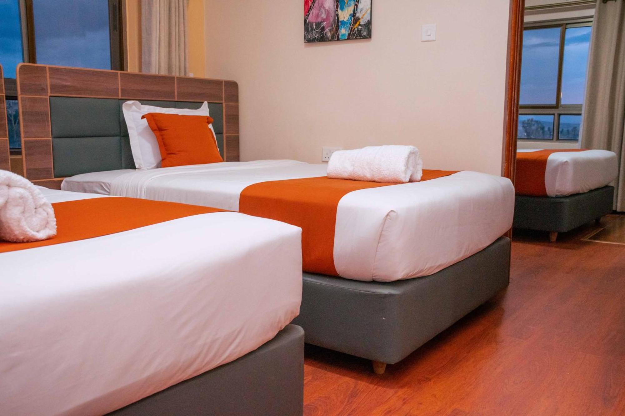 Buraha Zenoni Hotel And Resort Nakuru Exterior photo