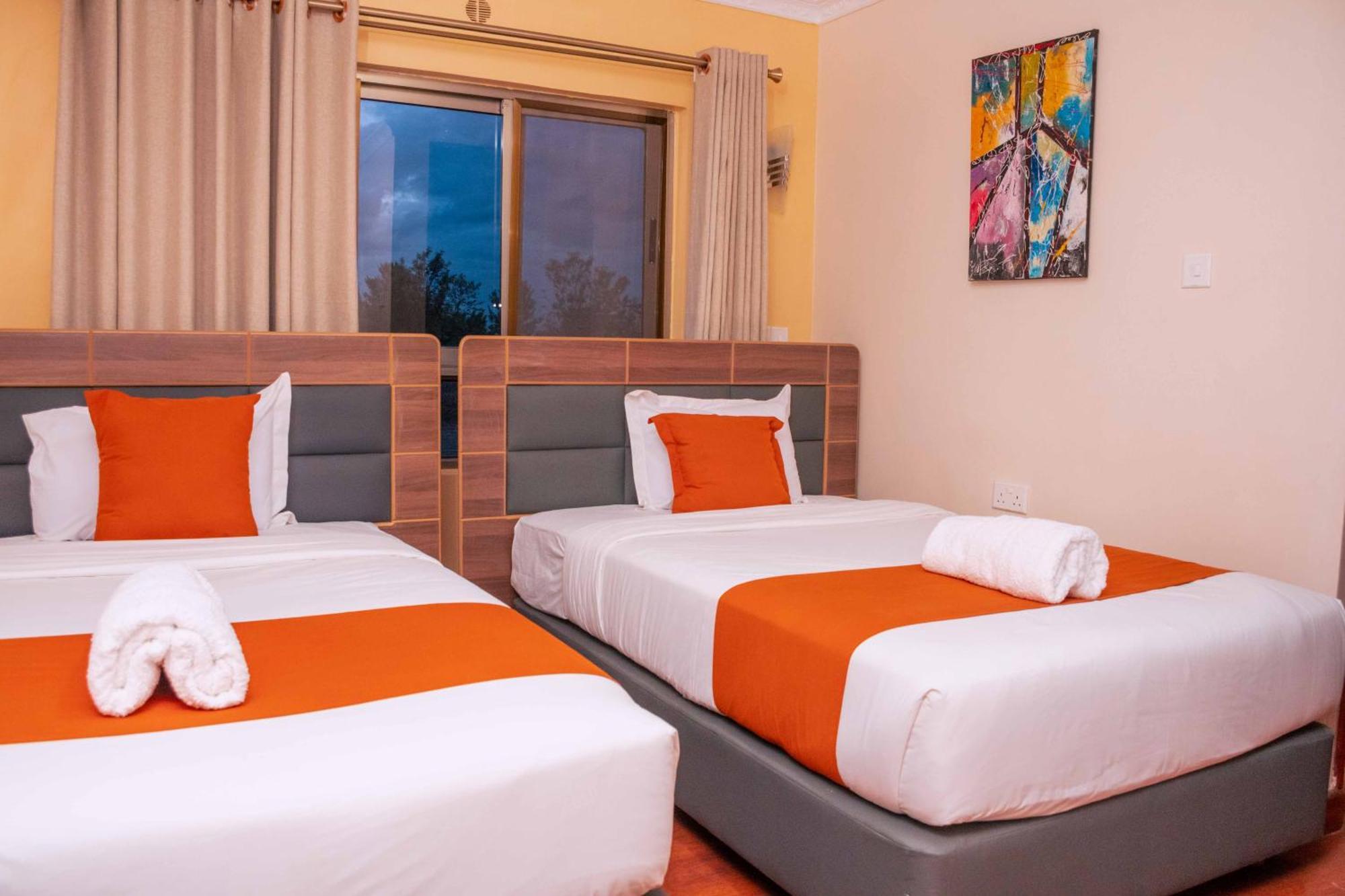Buraha Zenoni Hotel And Resort Nakuru Exterior photo